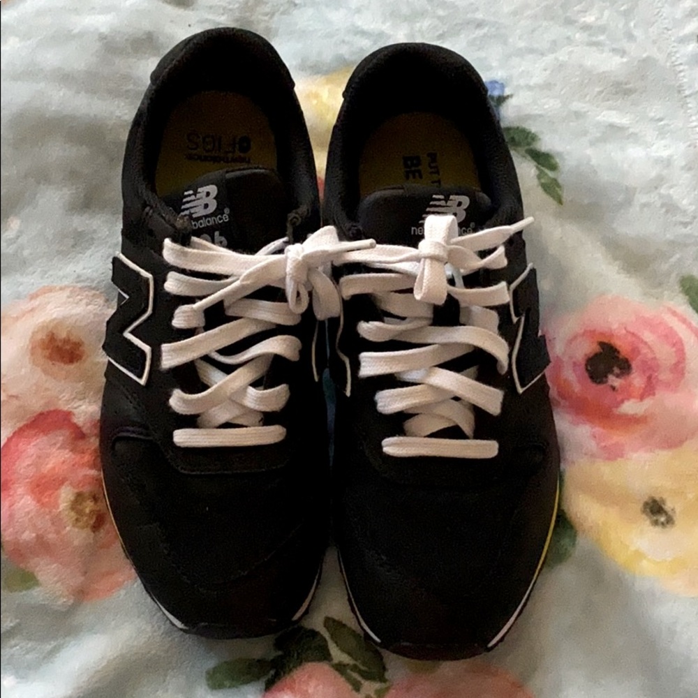 Black FIGS x New Balance Women's 996